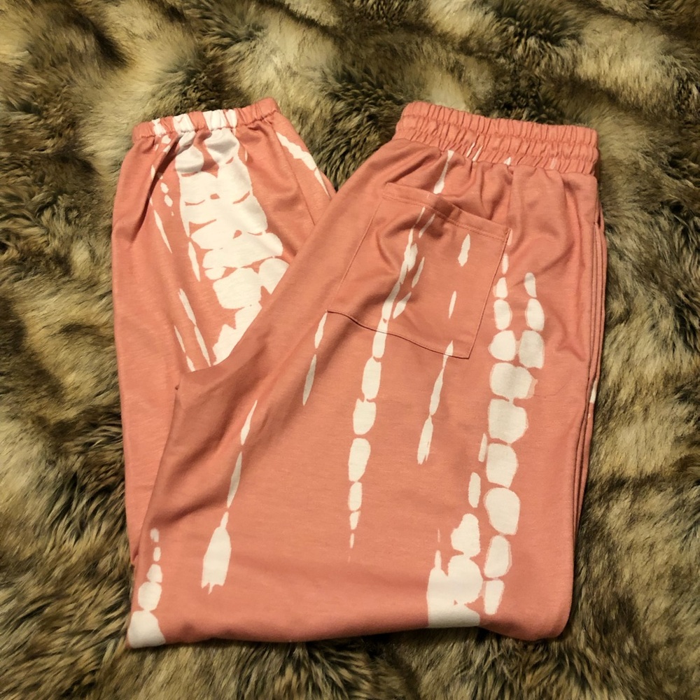 NWOT.. Size large pink tie-dye cotton joggers